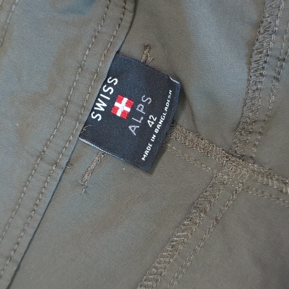 Swiss Alps Flat Front Hiking Shorts Olive Green Outdoors Lightweight Mens 42 - Picture 6 of 12